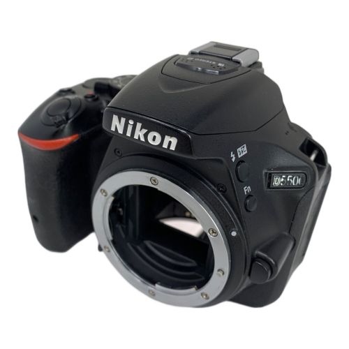 Nikon (ニコン) デジタル一眼レフカメラ ボディのみ ※ファインダーパーツ欠品 ※ファインダー内ホコリ有 D5500 2416万画素 APS-C 専用電池 SDXCカード対応 2118973