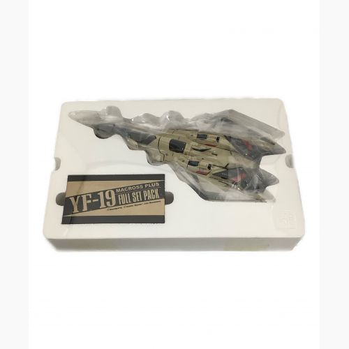 BANDAI (バンダイ) プラモデル @ MACROSS PLUS YF-19 フルセットパック DX超合金