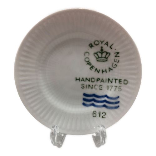 ROYAL COPENHAGEN (ロイヤル・コペンハーゲン) マグカップ ソーサー付 ホワイトフルーテッド