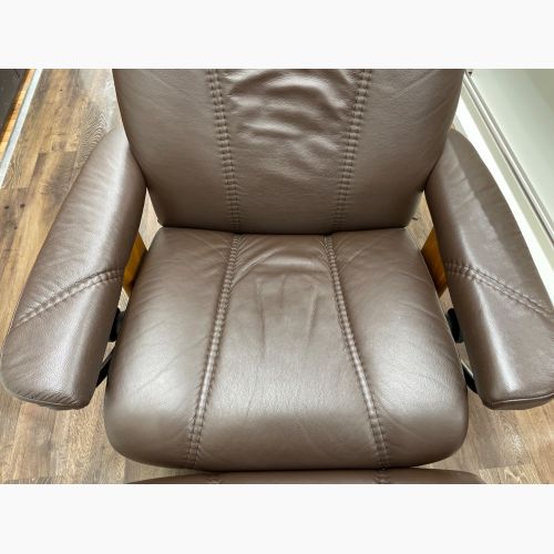 Ekornes (エコーネス)オットマン付きストレスレスチェア