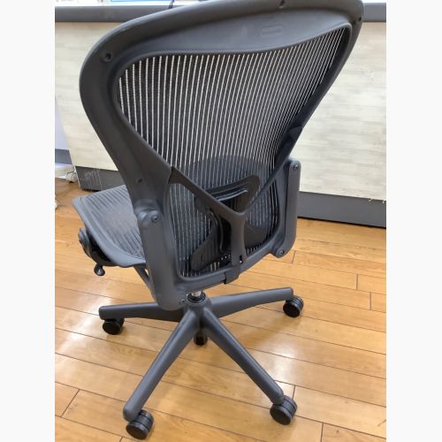 Herman Miller (ハーマンミラー) アーロンチェアー ブラック