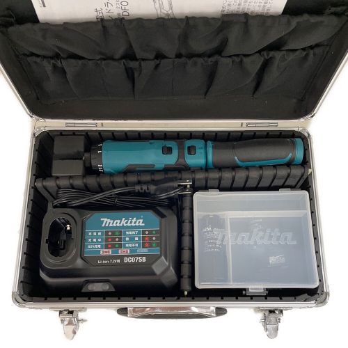 MAKITA 充電式ペンドライバドリル DF012D