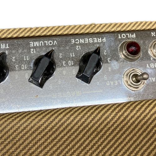 PEAVEY コンボアンプ CLASSIC 50/212