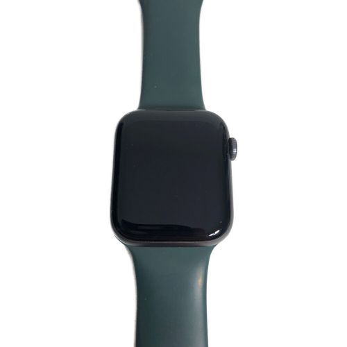 Apple (アップル) Apple Watch Series 6 44MM　ALUMINUM&CERAMICCASE A2376 ケースサイズ:44㎜ バッテリー:Bランク(80%) 程度:Bランク（本体のみ） GY6DG3NRQ1YC