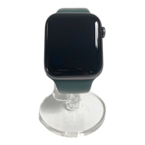 Apple (アップル) Apple Watch Series 6 44MM　ALUMINUM&CERAMICCASE A2376 ケースサイズ:44㎜ バッテリー:Bランク(80%) 程度:Bランク（本体のみ） GY6DG3NRQ1YC