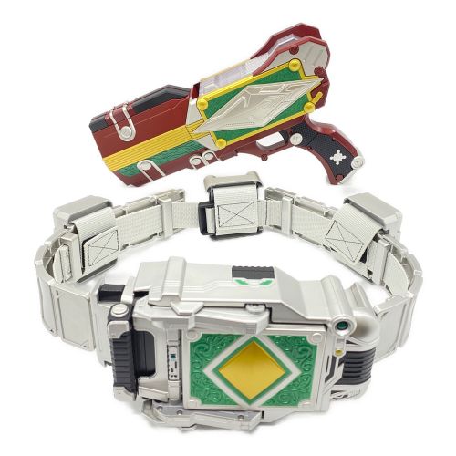 仮面ライダーブレイド (カメンライダーブレイド) 仮面ライダー プレミアムバンダイ限定 コンプリートセレクションモディフィケーション ギャレンバックル ＆ラウズアブゾーバー＆ギャレンラウザー 動作確認済み｜トレファクONLINE