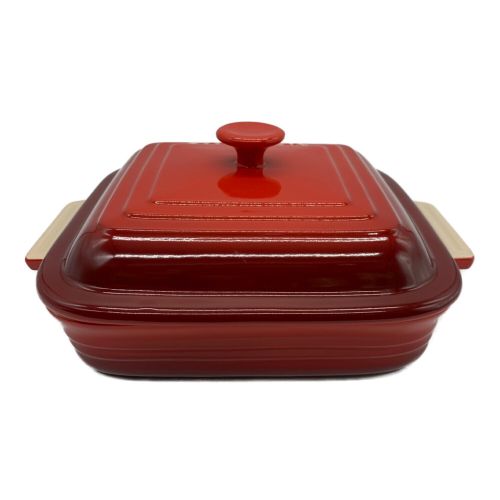 LE CREUSET (ルクルーゼ) シグニチャー ココット・スクエア24cm