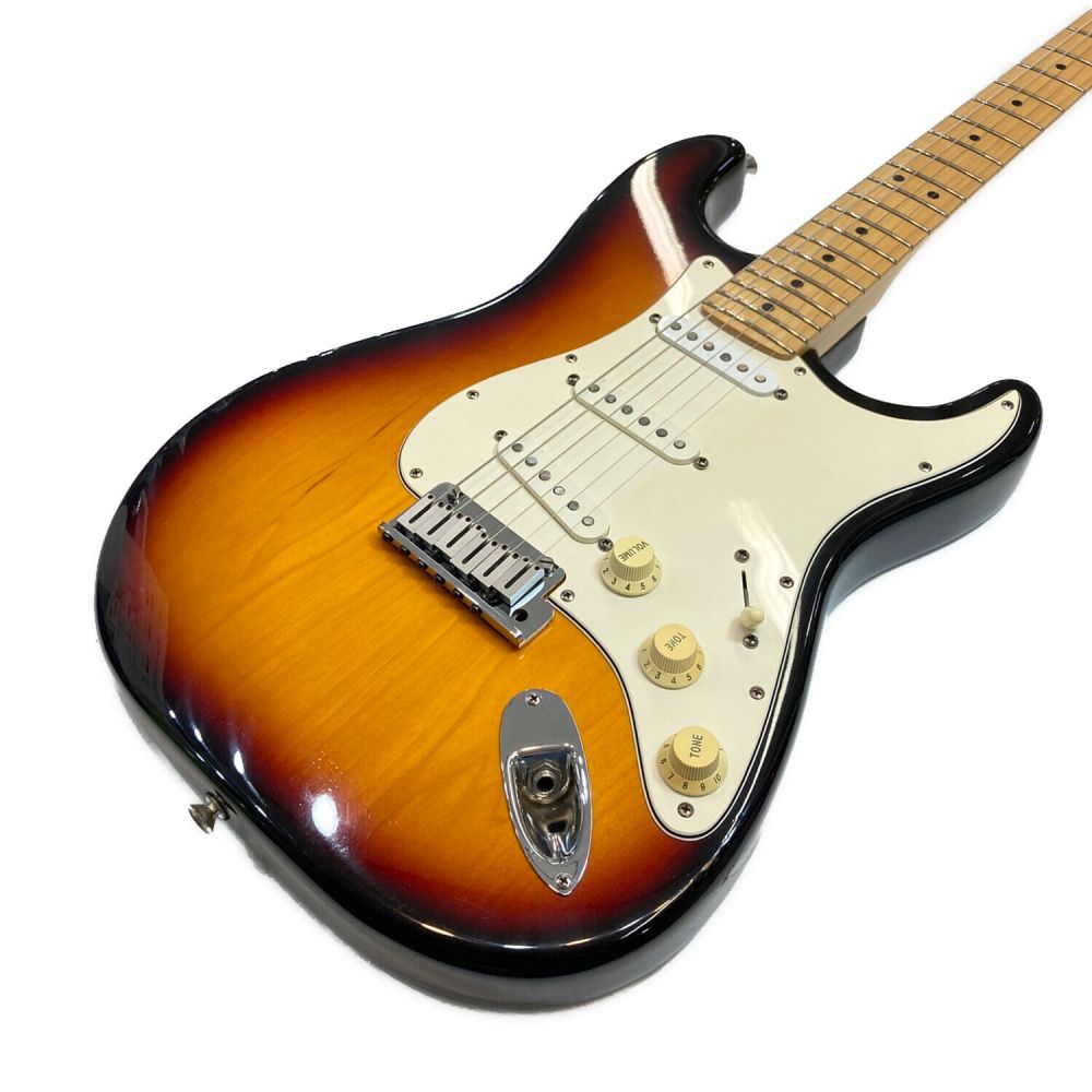 FENDER USA (フェンダーＵＳＡ) エレキギター トランディションロゴ/ラウンドボート American standard  stratocaster 90's(91-93年)｜トレファクONLINE