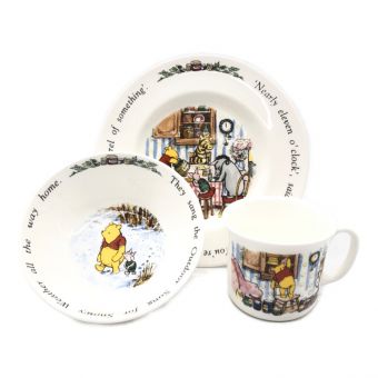 ROYAL DOULTON (ロイヤルドルトン) 食器3点セット くまのプーさん