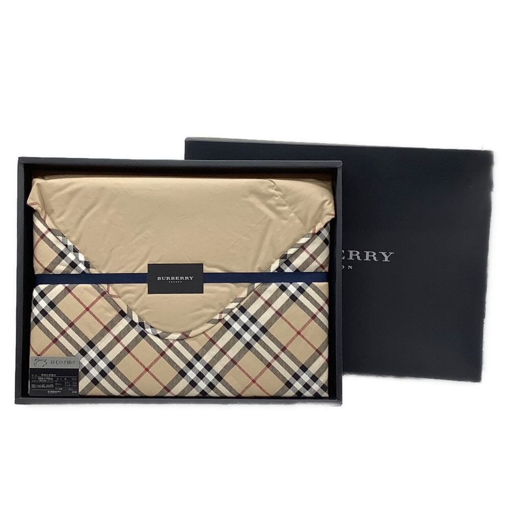 BURBERRY LONDON (バーバリーロンドン) 羽毛膝掛け 150×70cm ダウン70% フェザー30%｜トレファクONLINE