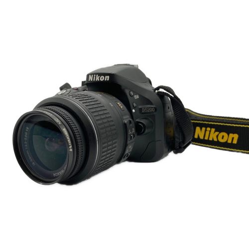 Nikon (ニコン) 一眼レフカメラ ズームレンズ付き D5200 2471万画素 標準：ISO100～6400 専用電池 1/4000～30秒 2088544