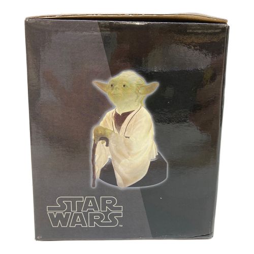 STAR WARS (スターウォーズ) COLLECTIBLE MINI BUST YODA LIGHT-UP SPIRIT