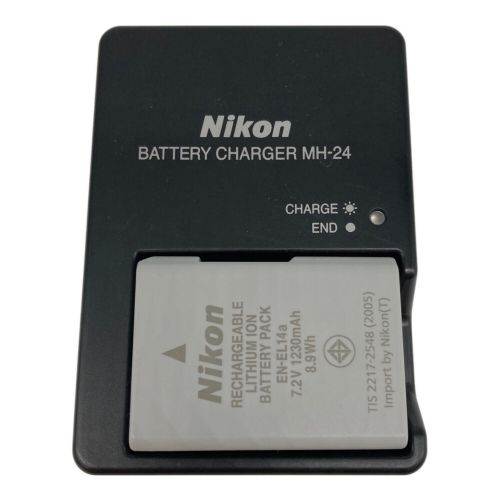 Nikon (ニコン) デジタル一眼レフカメラ D5600 ダブルズームキット