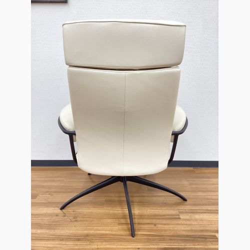 Ekornes (エコーネス) リクライニングチェアー Stressless TOKYO オットマン付 レザー