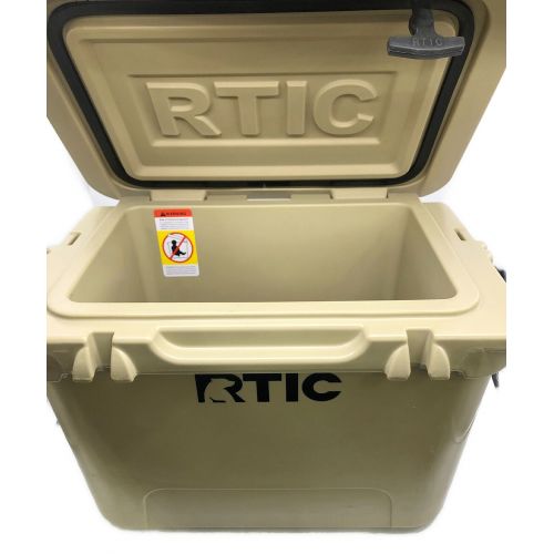 RTIC (アールティック) クーラーボックス 20QT カーキ