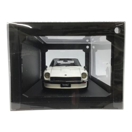 ダイキャスカー ホワイト 1:18 Nissan Fairlady Z S30 （ニッサン フェアレディ Z S30）ignition model IG0180