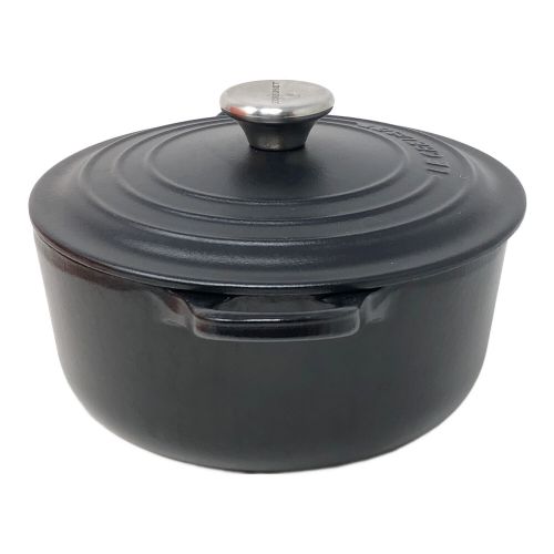 LE CREUSET (ルクルーゼ) 両手鍋 20cm