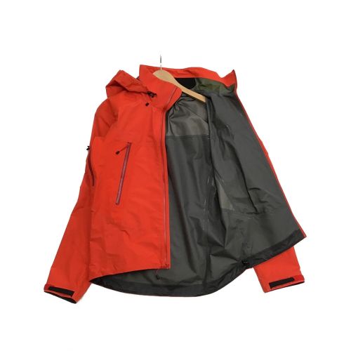 ARC'TERYX (アークテリクス) トレッキングウェア(ジャケット) レディース SIZE XS レッド ベータLTハイブリッド 13649-73557