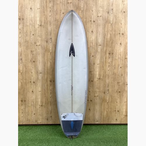 ROBERTS ショートボード 6.2ft FUTURE グレー INVATER 5フィンタイプ