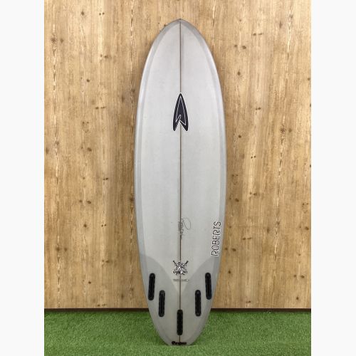 ROBERTS ショートボード 6.2ft FUTURE グレー INVATER 5フィンタイプ